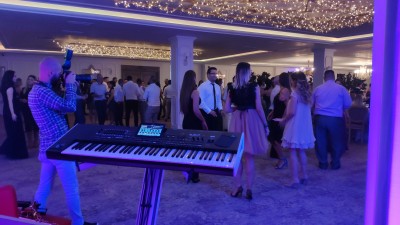 IMG_20190928_232327.jpg